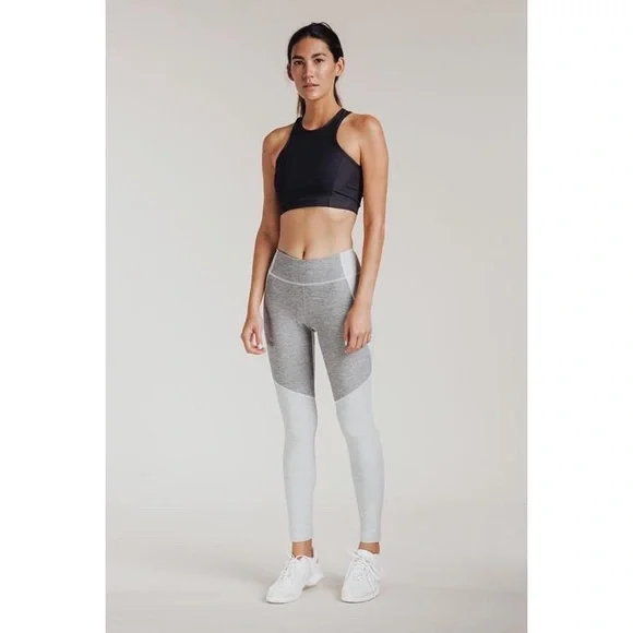 Outdoor Voices Two-Tone Warmup Crop Leggings Ash Dove Dark Grey Light Gray Small - Picture 2 of 16